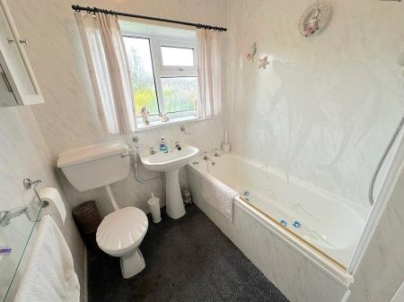 3 bedroom Semi-detached house for sale in Springhill Road, Wednesfield, Wolverhampton, WV11
