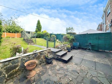 3 bedroom Semi-detached house for sale in Springhill Road, Wednesfield, Wolverhampton, WV11