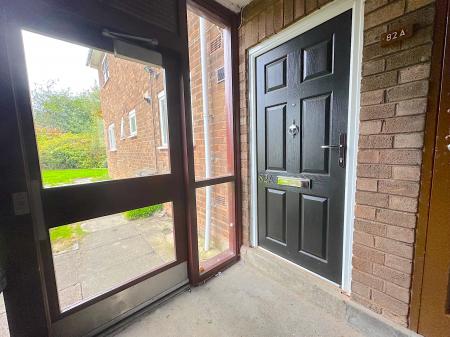 2 bedroom Flat for sale in Stubby Lane, Wednesfield, Wolverhampton, WV11