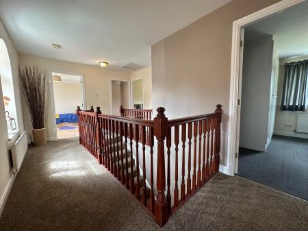 5 bedroom Detached house for sale in Wood Hayes Croft, Westcroft, Wolverhampton, WV10