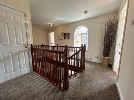 5 bedroom Detached house for sale in Wood Hayes Croft, Westcroft, Wolverhampton, WV10