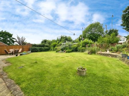 5 bedroom Detached house for sale in Wood Hayes Croft, Westcroft, Wolverhampton, WV10