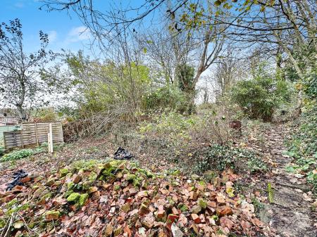 3 bedroom Detached house for sale in Wolverhampton Road, Sedgley, DY3 1RD