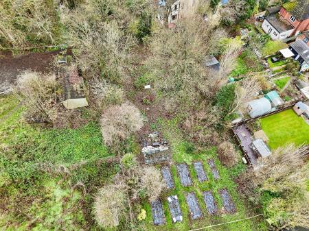 3 bedroom Detached house for sale in Wolverhampton Road, Sedgley, DY3 1RD