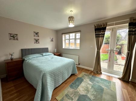 3 bedroom Town house for sale in Little Island Drive, Willenhall, WV13