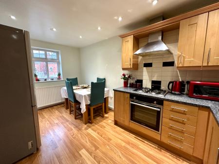 3 bedroom Town house for sale in Little Island Drive, Willenhall, WV13