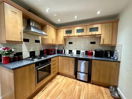 3 bedroom Town house for sale in Little Island Drive, Willenhall, WV13