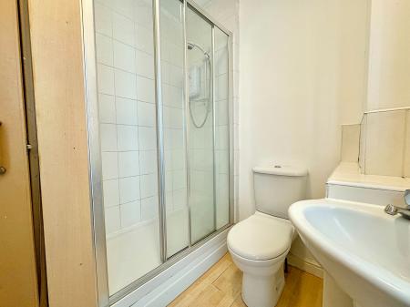 1 bedroom Penthouse to let in Gomer Street, Willenhall, WV13