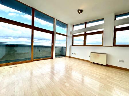 1 bedroom Penthouse to let in Gomer Street, Willenhall, WV13
