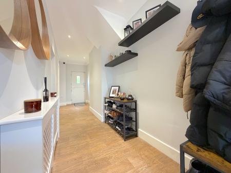 4 bedroom Detached house for sale in Cannock Road, Westcroft, Wolverhampton, WV10