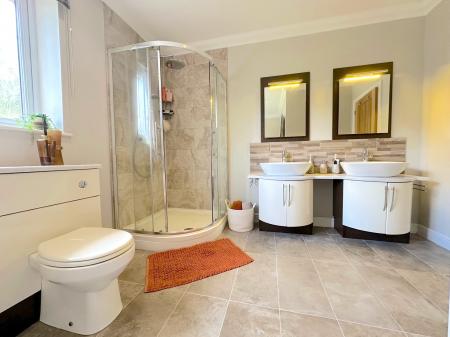 4 bedroom Detached house for sale in Cannock Road, Westcroft, Wolverhampton, WV10