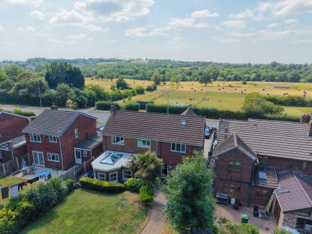 4 bedroom Detached house for sale in Cannock Road, Westcroft, Wolverhampton, WV10