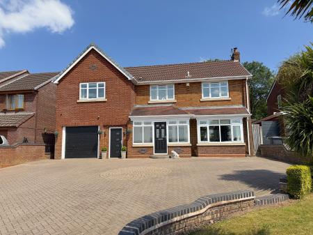 4 bedroom Detached house for sale in Cannock Road, Westcroft, Wolverhampton, WV10