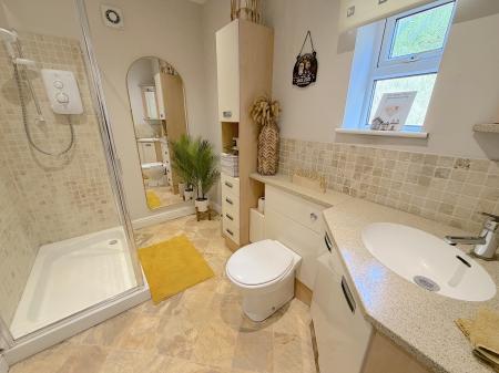 4 bedroom Detached house for sale in Cannock Road, Westcroft, Wolverhampton, WV10
