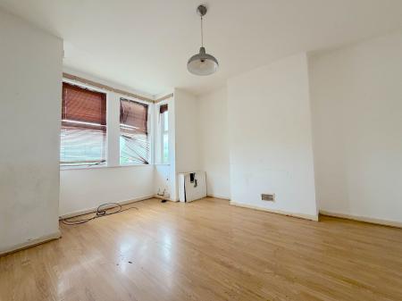 4 bedroom Semi-detached house for sale in Gorsebrook Road, Dunstall Hill, Wolverhampton, WV6