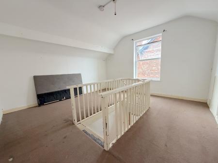 4 bedroom Semi-detached house for sale in Gorsebrook Road, Dunstall Hill, Wolverhampton, WV6