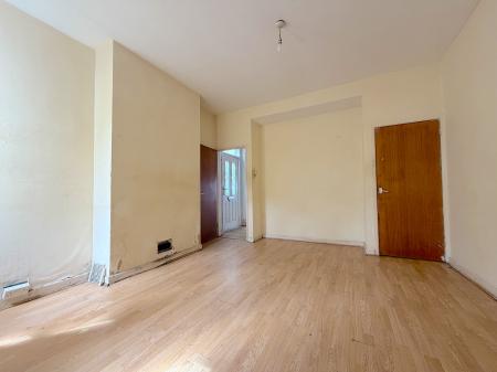 4 bedroom Semi-detached house for sale in Gorsebrook Road, Dunstall Hill, Wolverhampton, WV6