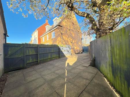 5 bedroom Detached house for sale in Hough Way, Essington, Wolverhampton, WV11