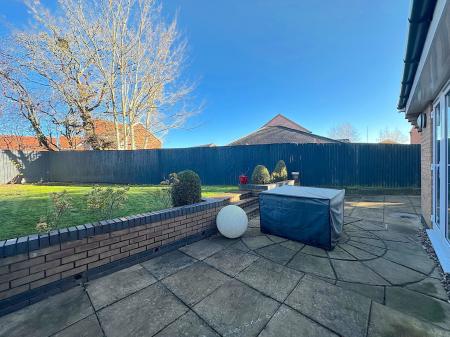 5 bedroom Detached house for sale in Hough Way, Essington, Wolverhampton, WV11