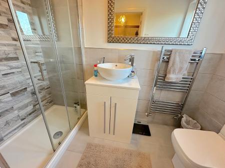 5 bedroom Detached house for sale in Hough Way, Essington, Wolverhampton, WV11