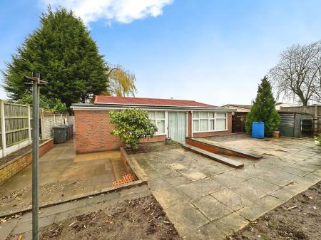 2 bedroom Detached bungalow for sale in Lincoln Green, Bushbury, Wolverhampton, WV10