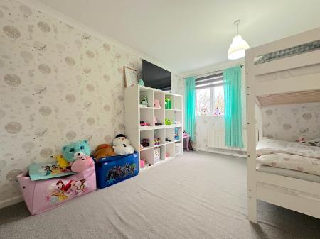 3 bedroom Terraced House for sale in Barnhurst Lane, Pendeford, Wolverhampton, WV8