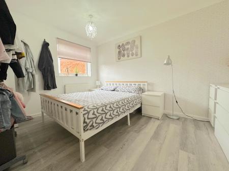 3 bedroom Terraced House for sale in Barnhurst Lane, Pendeford, Wolverhampton, WV8