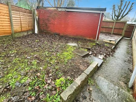 1 bedroom Flat to let in Lennox Gardens, Wolverhampton, WV3