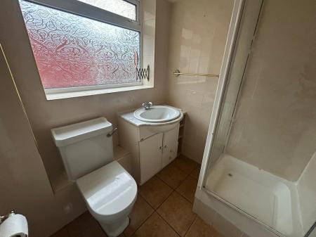 1 bedroom Flat to let in Lennox Gardens, Wolverhampton, WV3