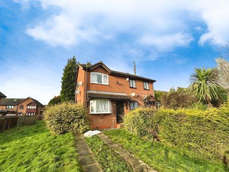 2 bedroom Semi-detached house for sale in Banstead Close, Parkfields, Wolverhampton, WV2