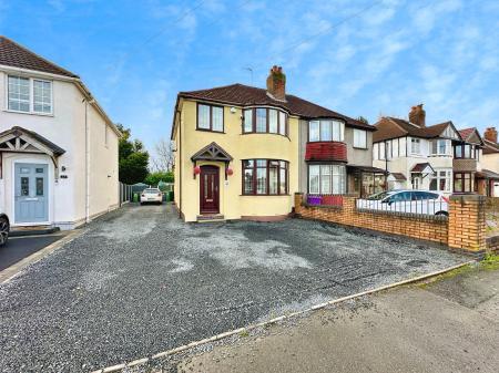 3 bedroom Semi-detached house for sale in Willow Avenue, Wednesfield, Wolverhampton, WV11