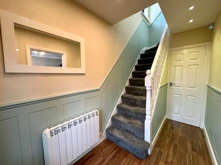 3 bedroom Semi-detached house for sale in Willow Avenue, Wednesfield, Wolverhampton, WV11