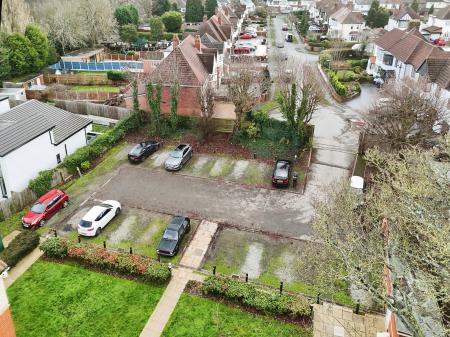 2 bedroom Flat for sale in Rosemary Avenue, Goldthorn Park, Wolverhampton, WV4