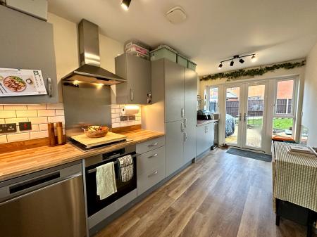 3 bedroom Semi-detached house for sale in Comet Drive, Bushbury, Wolverhampton, WV10