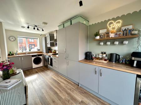 3 bedroom Semi-detached house for sale in Comet Drive, Bushbury, Wolverhampton, WV10