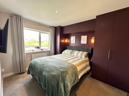 3 bedroom Semi-detached house for sale in Comet Drive, Bushbury, Wolverhampton, WV10