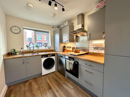 3 bedroom Semi-detached house for sale in Comet Drive, Bushbury, Wolverhampton, WV10