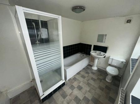 3 bedroom Terraced House to let in Arundel Street, Walsall, WS1