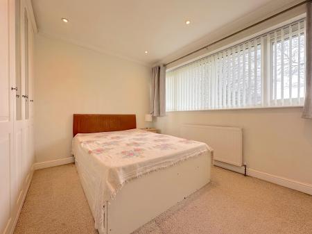 6 bedroom Detached house for sale in Parkfield Road, Parkfields, Wolverhampton, WV4