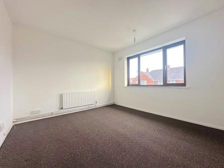 1 bedroom Maisonette for sale in Grasmere Close, Wednesfield, Wolverhampton, WV11