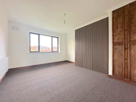 1 bedroom Maisonette for sale in Grasmere Close, Wednesfield, Wolverhampton, WV11