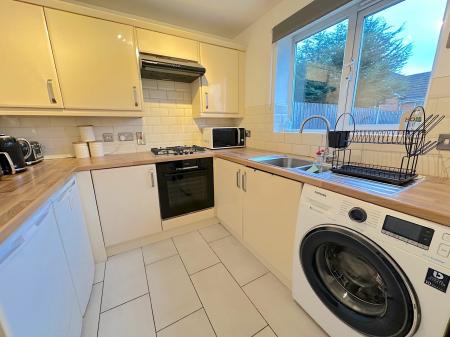 3 bedroom Semi-detached house for sale in Perch Close, Heath Town, Wolverhampton, WV10