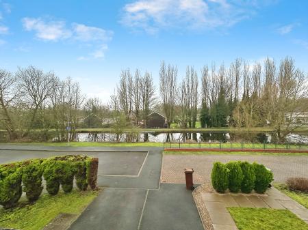 3 bedroom Semi-detached house for sale in Perch Close, Heath Town, Wolverhampton, WV10