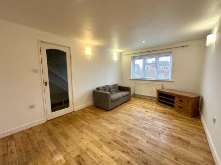 3 bedroom Semi-detached house to let in Eastney Crescent, Wolverhampton, WV8