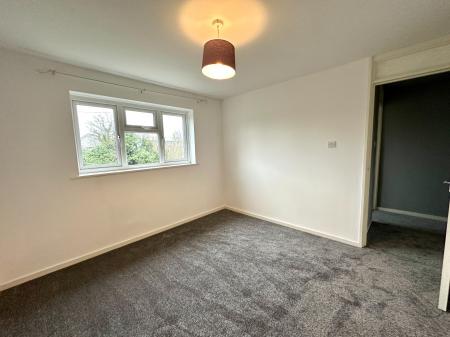3 bedroom Semi-detached house to let in Eastney Crescent, Wolverhampton, WV8