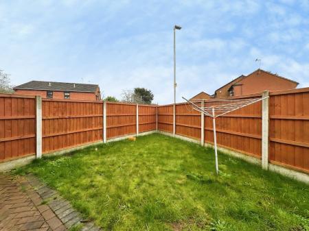 1 bedroom Flat for sale in Melrose Drive, Perton, Wolverhampton, WV6