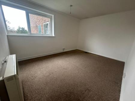 2 bedroom Apartment to let in High Meadows, Wolverhampton, WV6