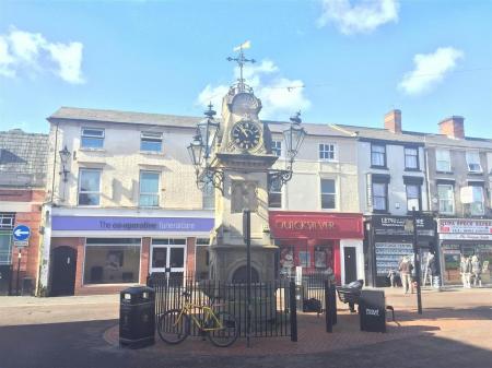 1 bedroom Studio flat to let in Cross Street, Willenhall, WV13