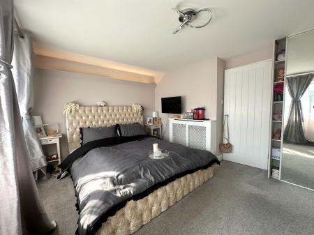 3 bedroom Semi-detached house for sale in Cinder Road, Gornal Wood, Dudley, DY3