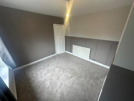 3 bedroom Semi-detached house to let in Beechwood Avenue, Wednesfield, WV11